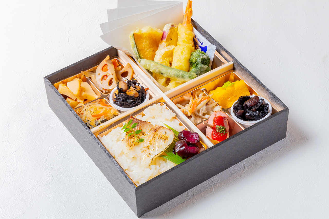 季節の副菜鯛めしと天ぷら和膳