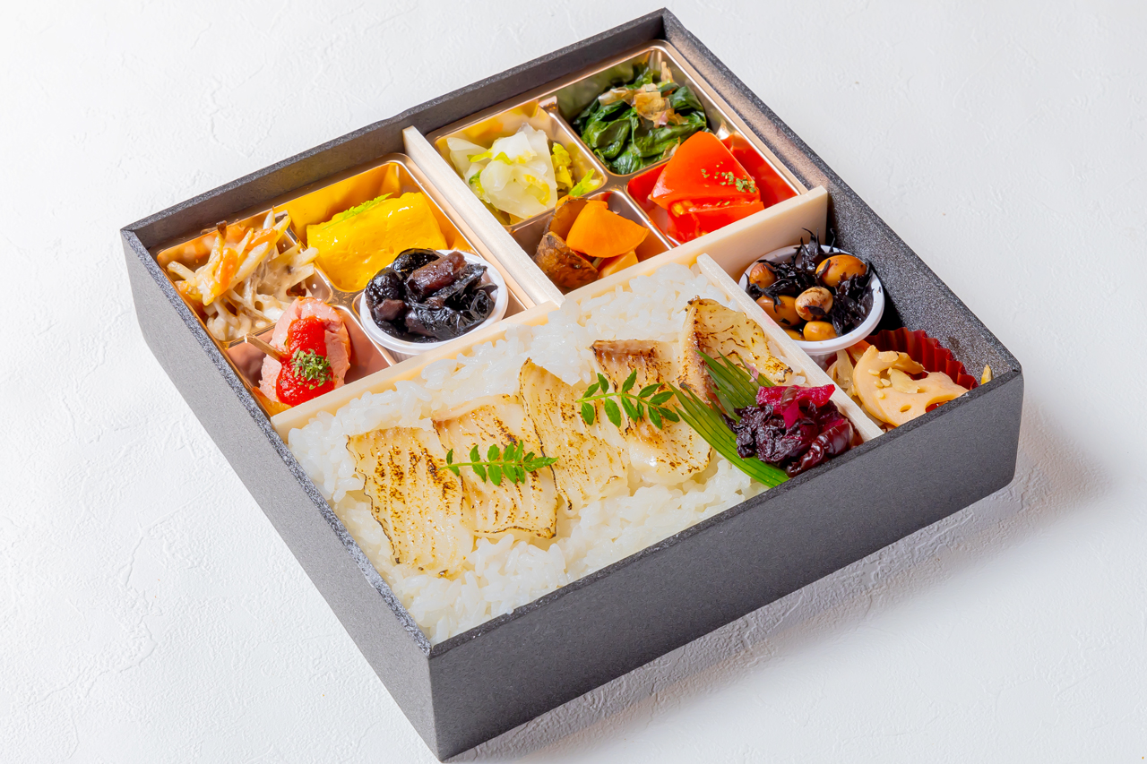 季節の副菜鯛めしと四季和膳